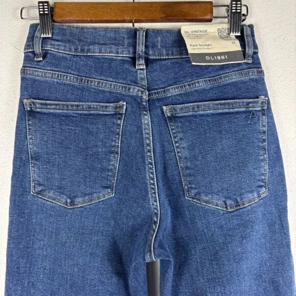 DL1961 Patti Straight NWT Size 25 High‎ Rise Vintage 31